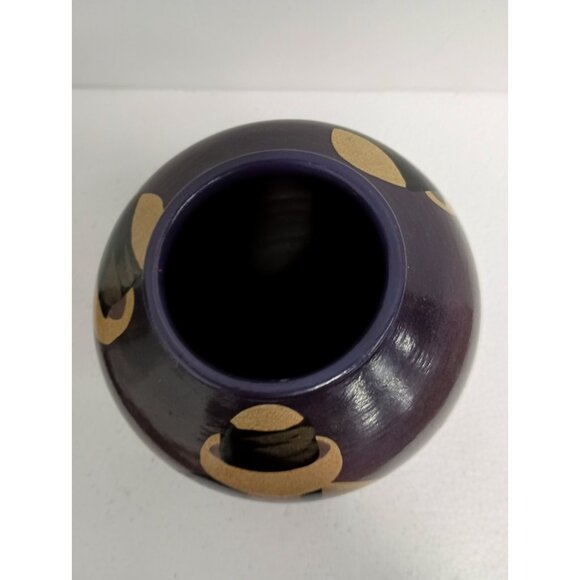 VTG Peruvian Folk Art Pottery Vase Hand Painted People Signed Decorative 6.5" - Picture 3 of 9